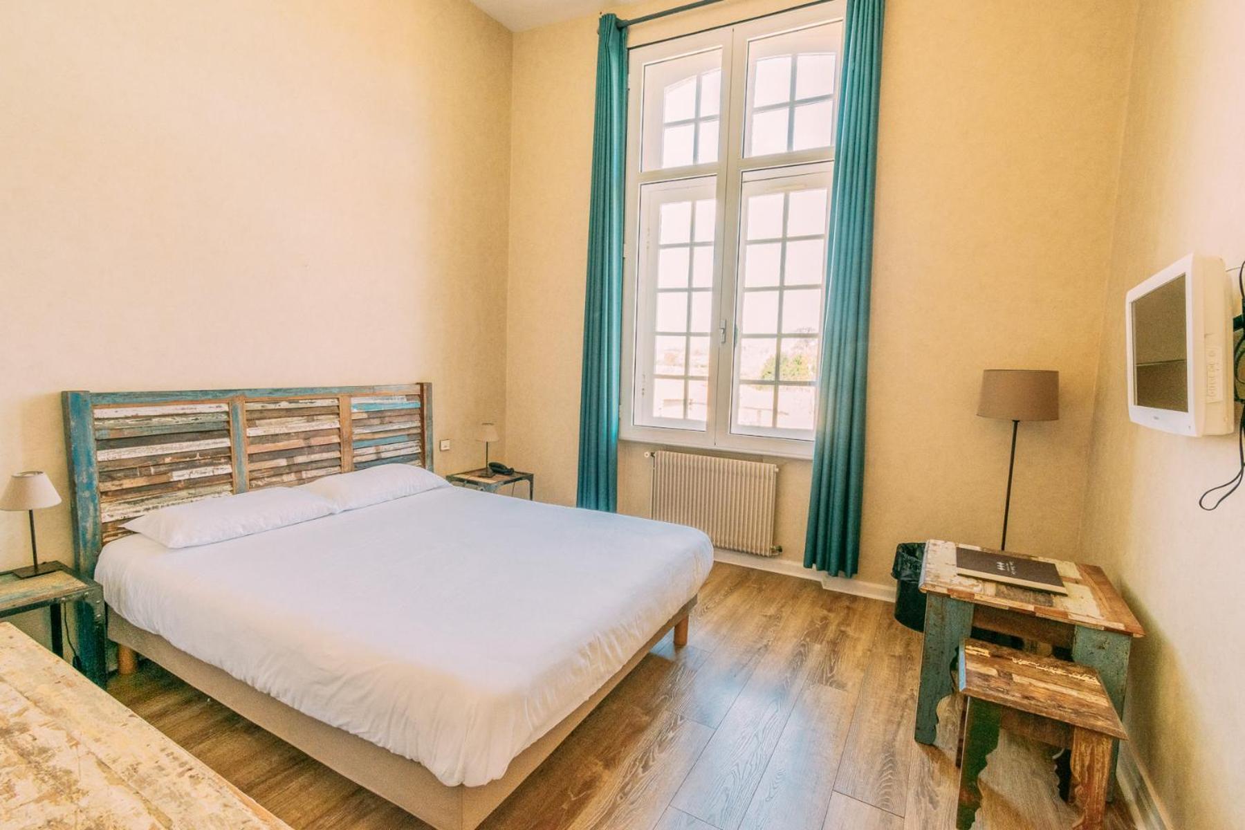 Les Trois Lys Hotell Condom Exteriör bild