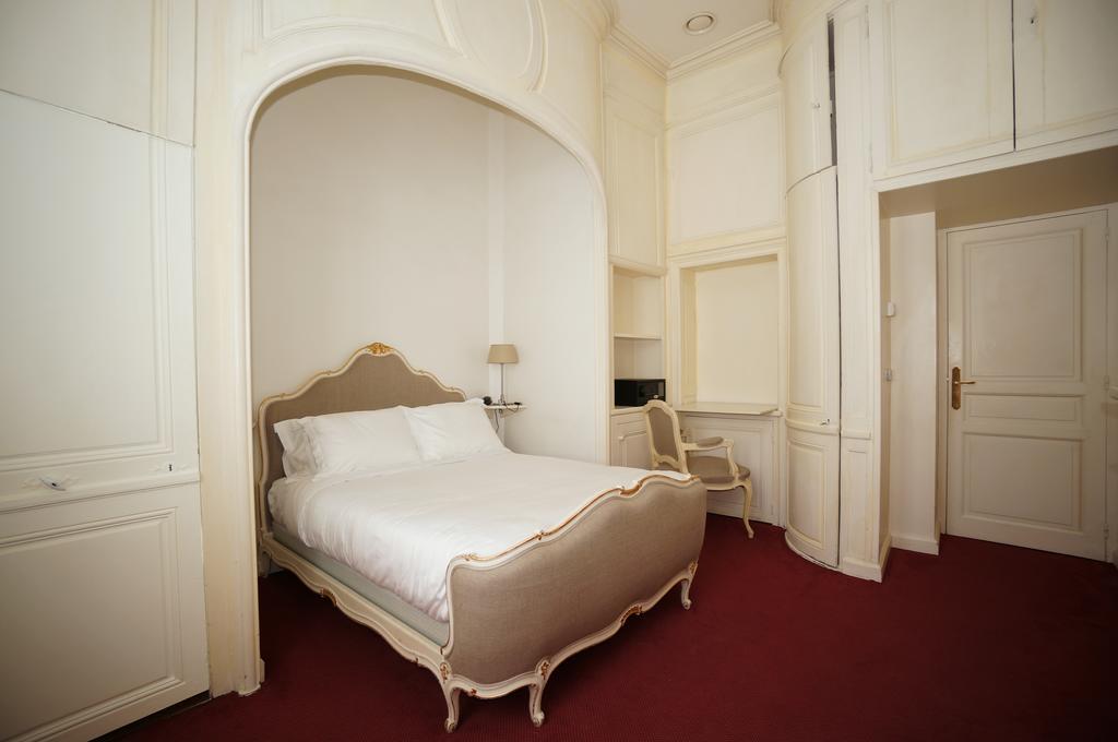 Les Trois Lys Hotell Condom Rum bild