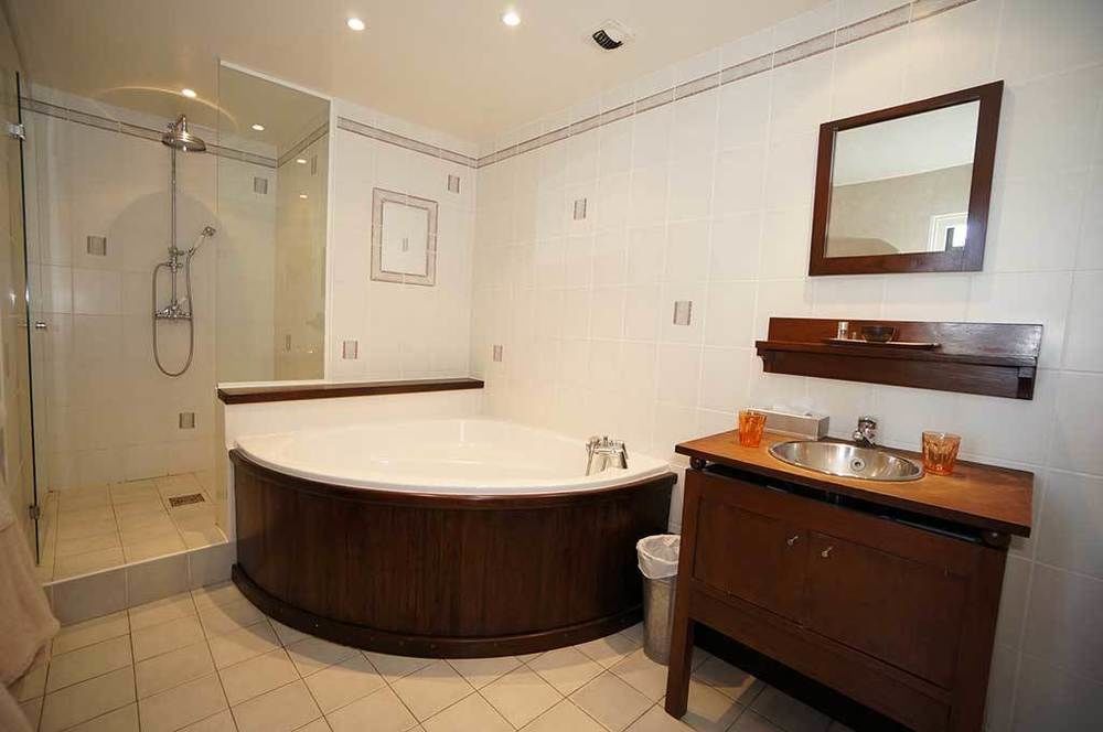 Les Trois Lys Hotell Condom Exteriör bild